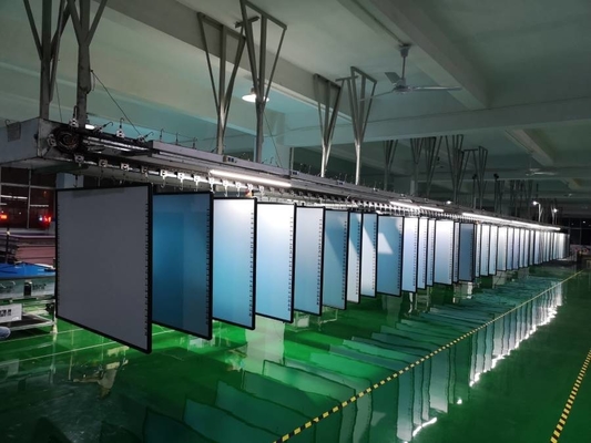 Verbeter uw kijkbeleving met 450 D/m2 touchscreen en 2x 15W luidsprekers