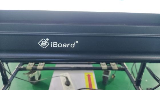 2x15W luidsprekers Interactieve touchscreen monitor met optionele microfoon en product afmeting 1990 bij 1203 bij 113mm Ontworpen voor vergaderruimtes