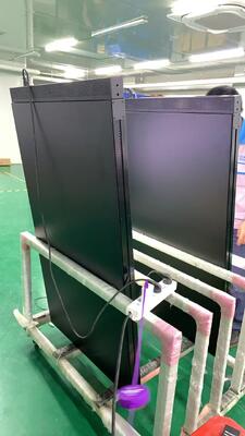 Monitor en analyseer digitale reclamecampagnes Digitale reclame monitor met echte realtime tracking en wand- of vloerstand installatietype