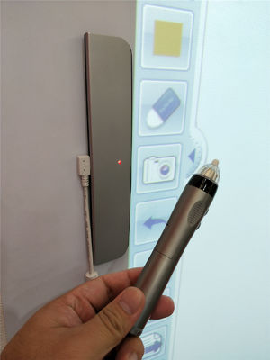 Draagbare draadloze draadloze smart touch whiteboard 4k projector whiteboard elektronische pen met usb-kabel klikfunctie